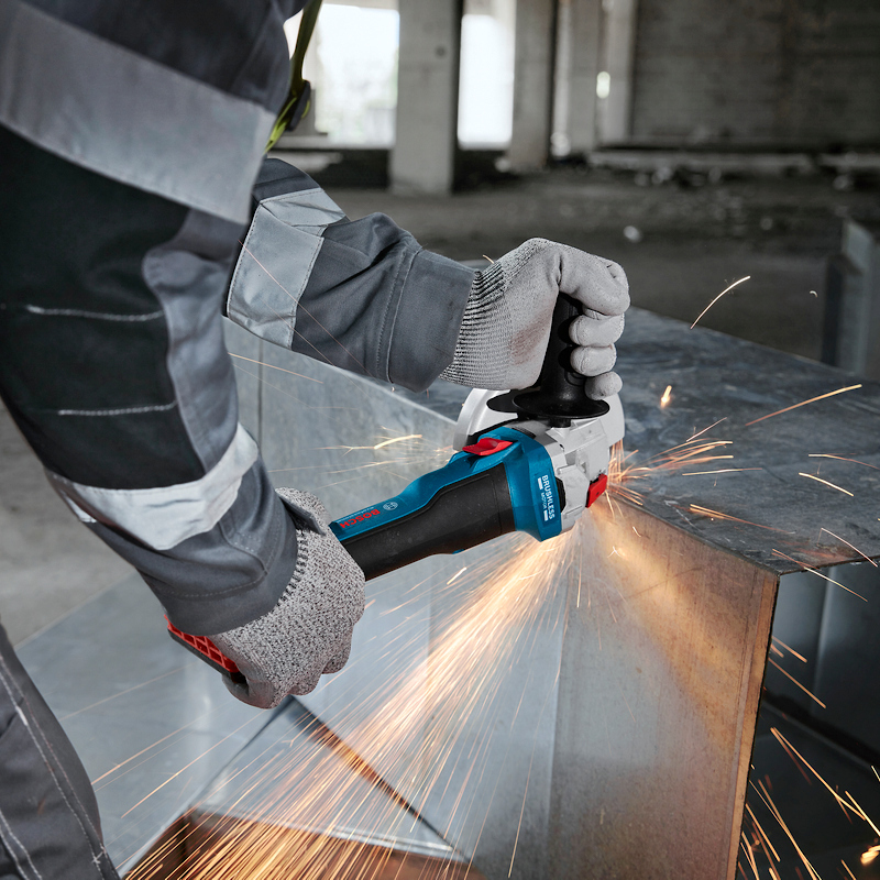 Amoladora 4 1/2&quot;  GWS 18V-8 / BARETOOL / BOSCH-